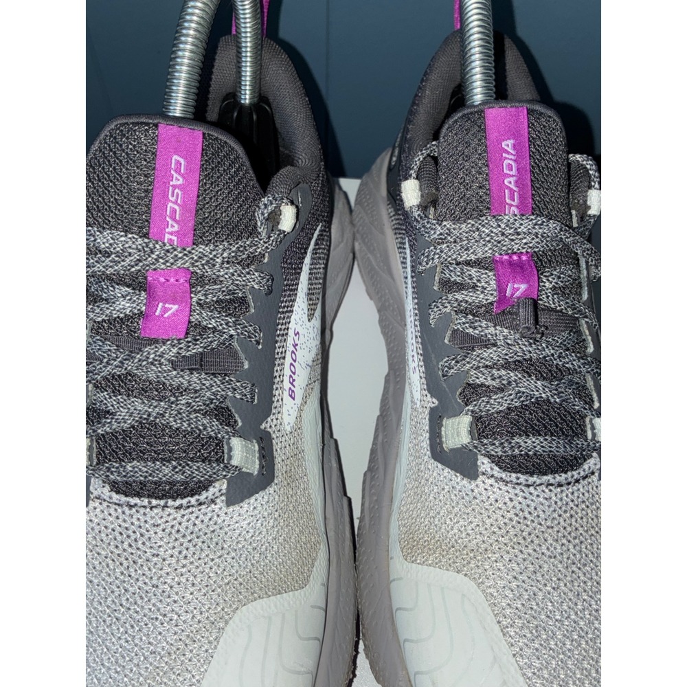 Brooks Cascadia 17 Womens Trail Running Shoes Grey Pink 1203921B028 - Picture 3 of 13